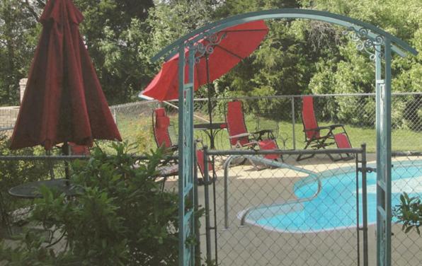 Versailles Rabbit Creek Bed & Breakfast المظهر الخارجي الصورة