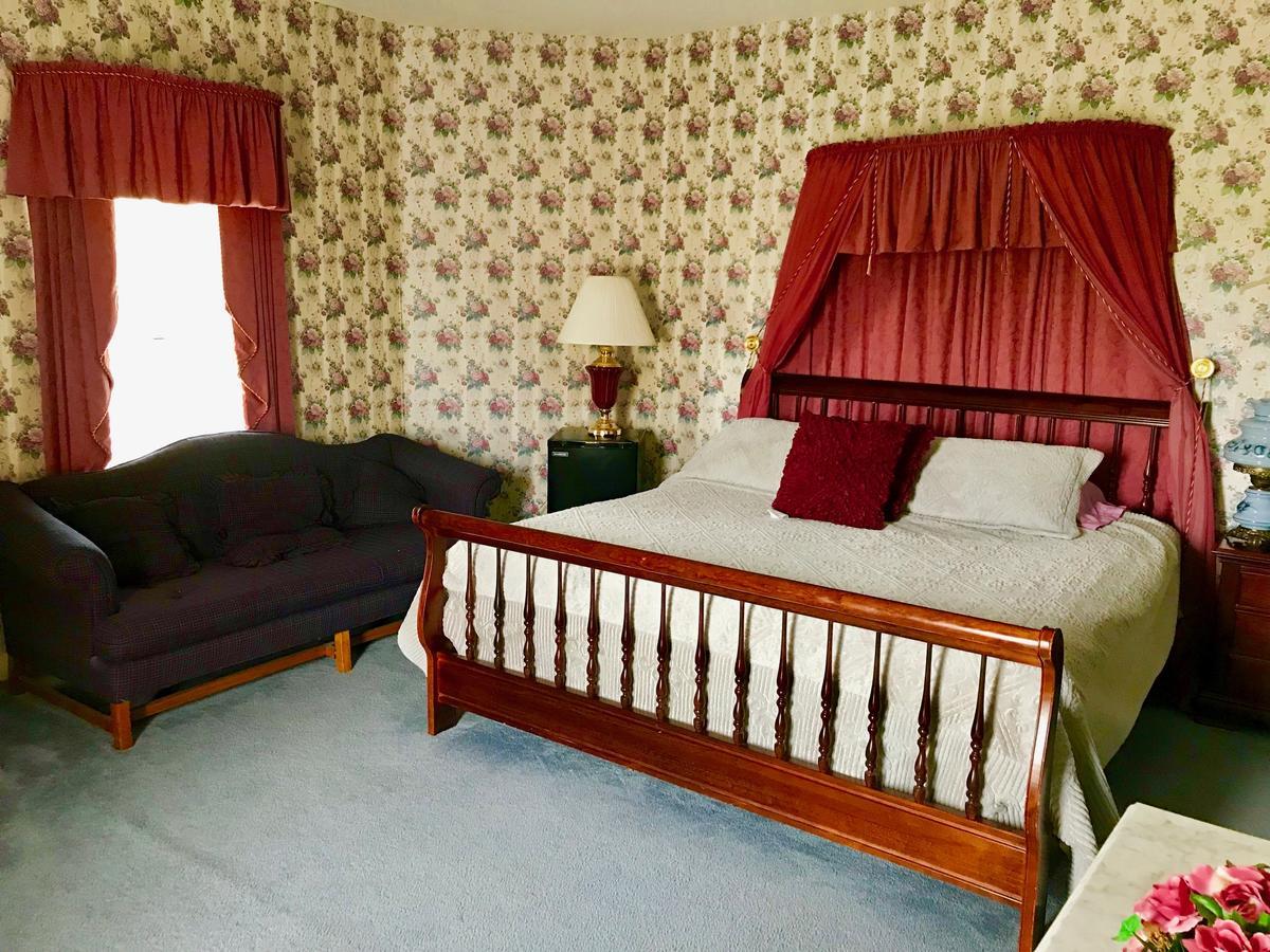 Versailles Rabbit Creek Bed & Breakfast المظهر الخارجي الصورة