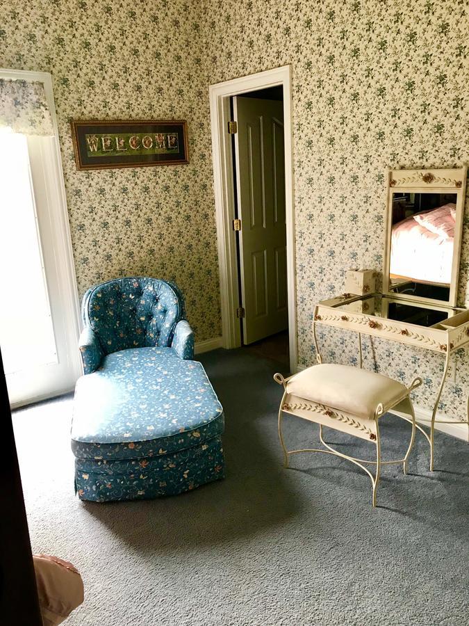 Versailles Rabbit Creek Bed & Breakfast المظهر الخارجي الصورة